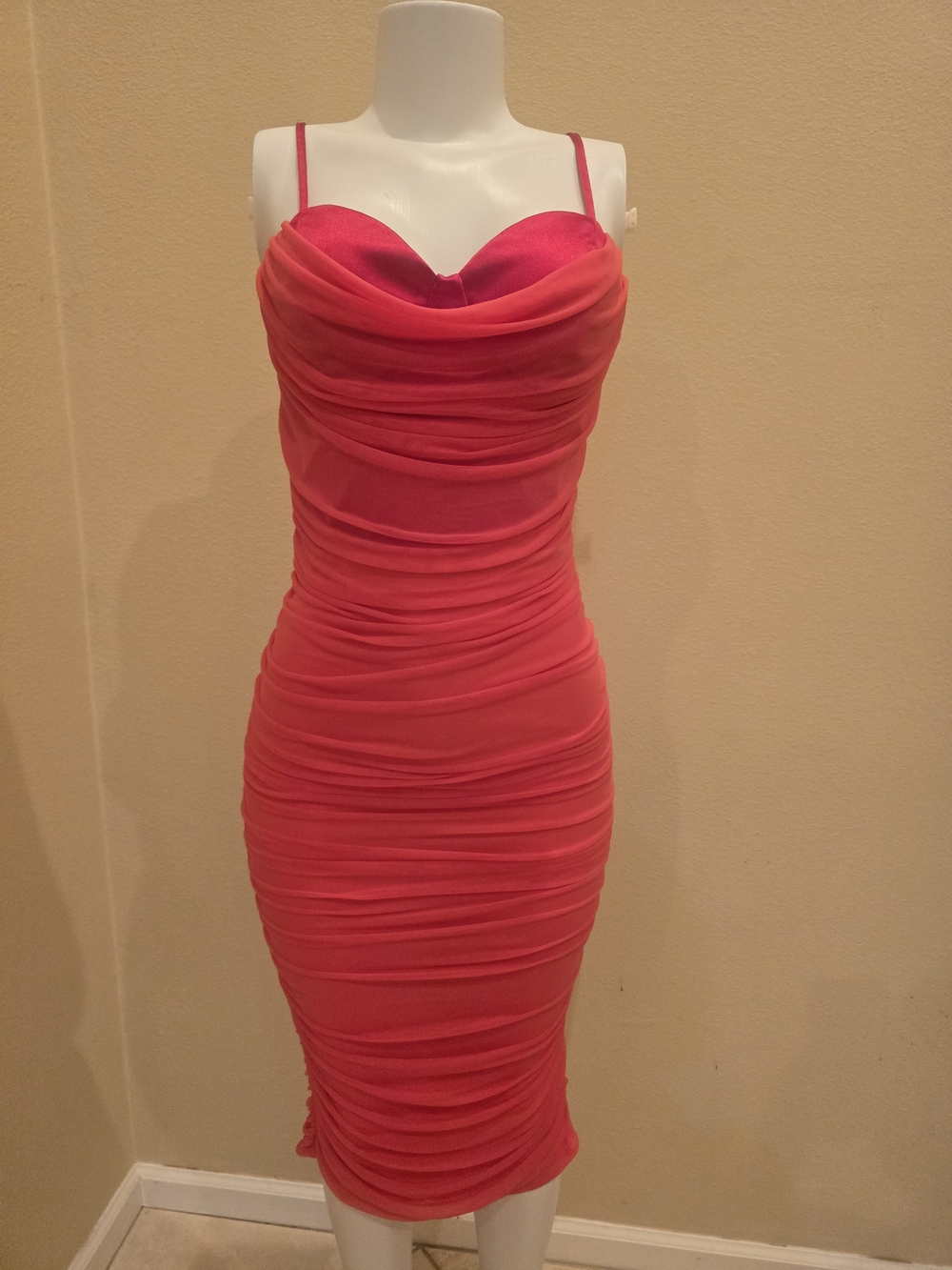 Women’s Ruching Midi Dress in Hot Pink